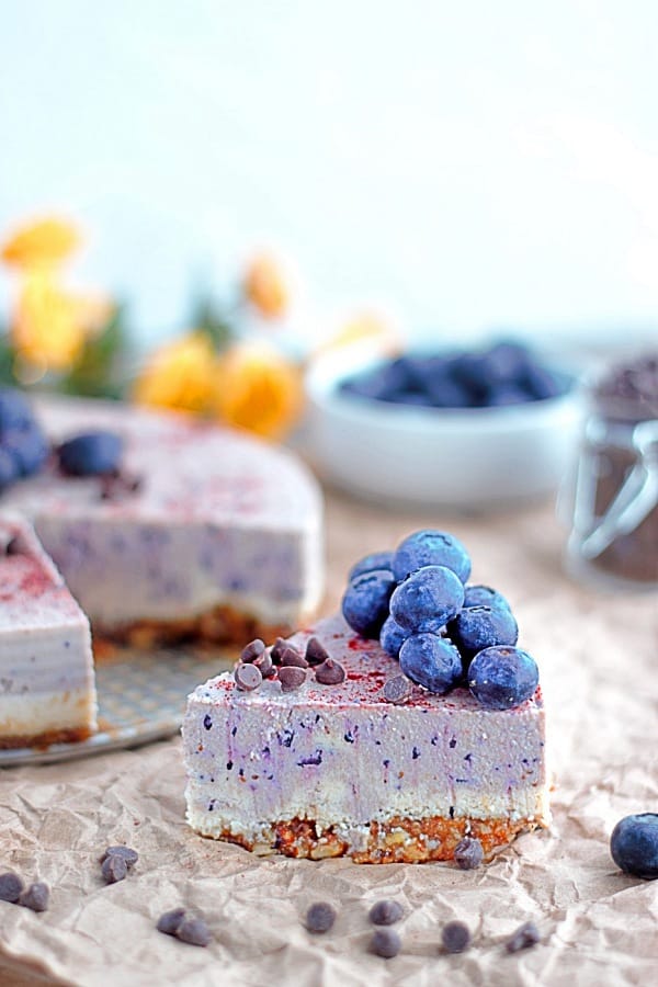 fruity-blueberry-cheesecake