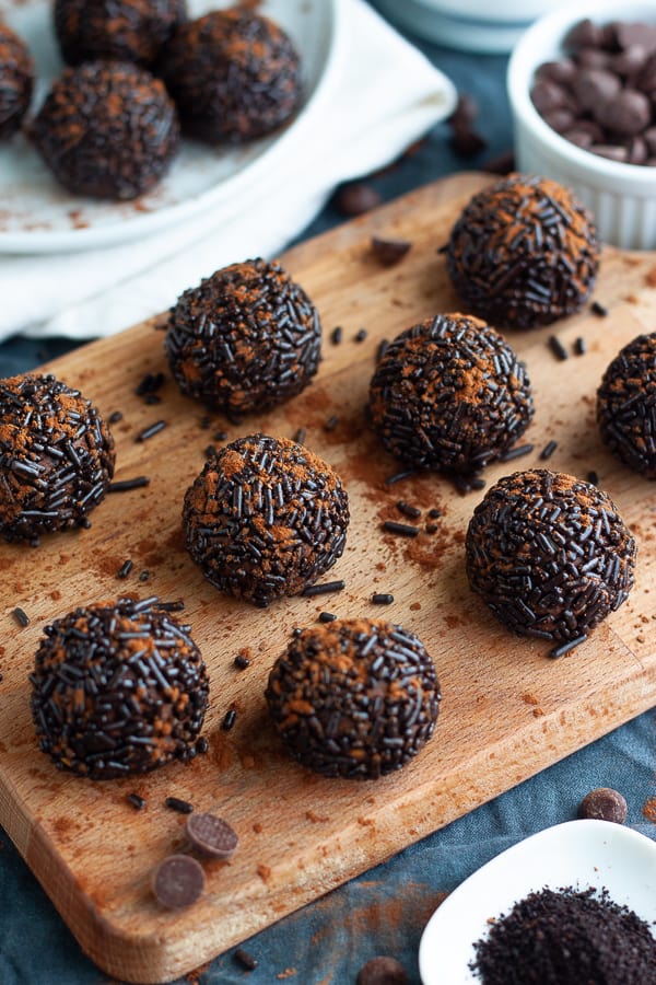 Simple Vegan Truffles