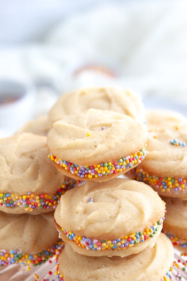 Easy Vegan Sandwich Cookies