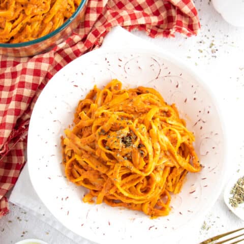 Vegan Roasted Red Pepper Pasta