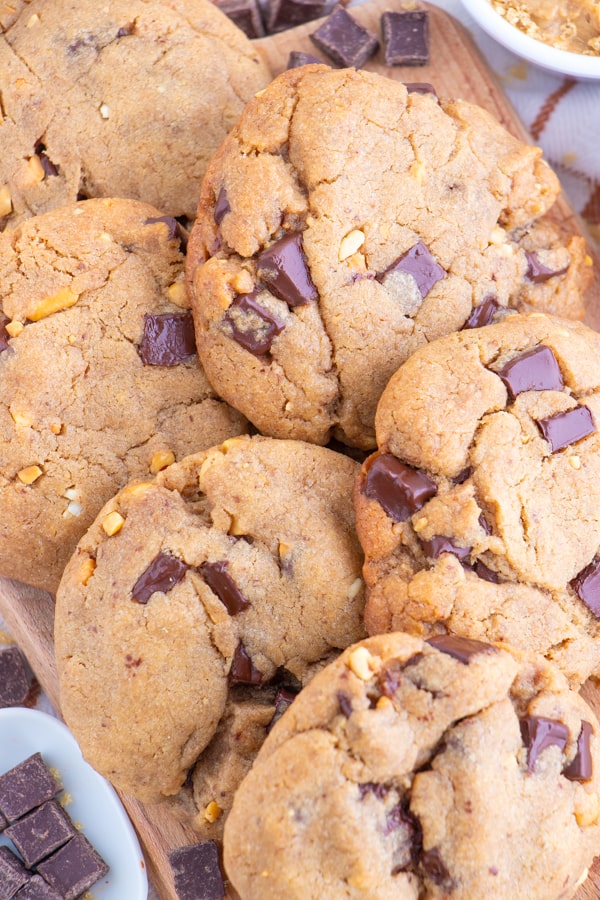 Peanut Butter Chocolate Chip Vegan Cookies