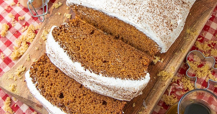 Close up of ginger bread loaf cake slices.