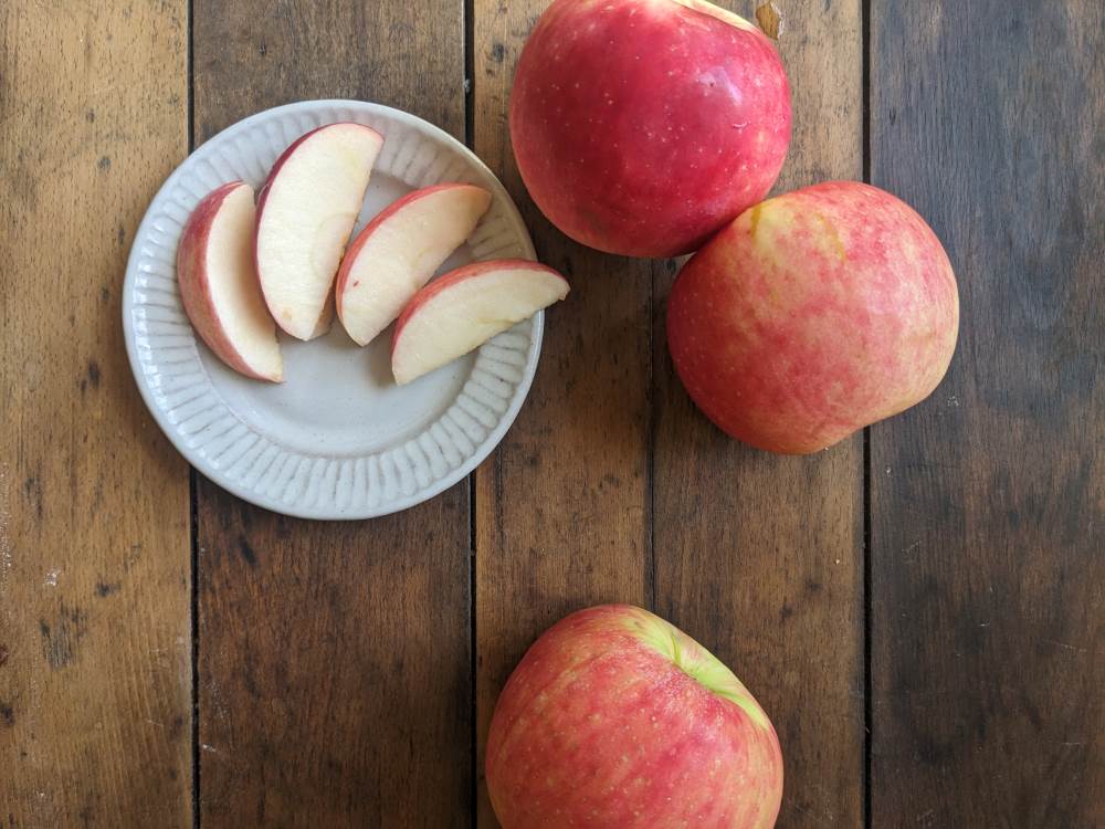 Apples on a plate